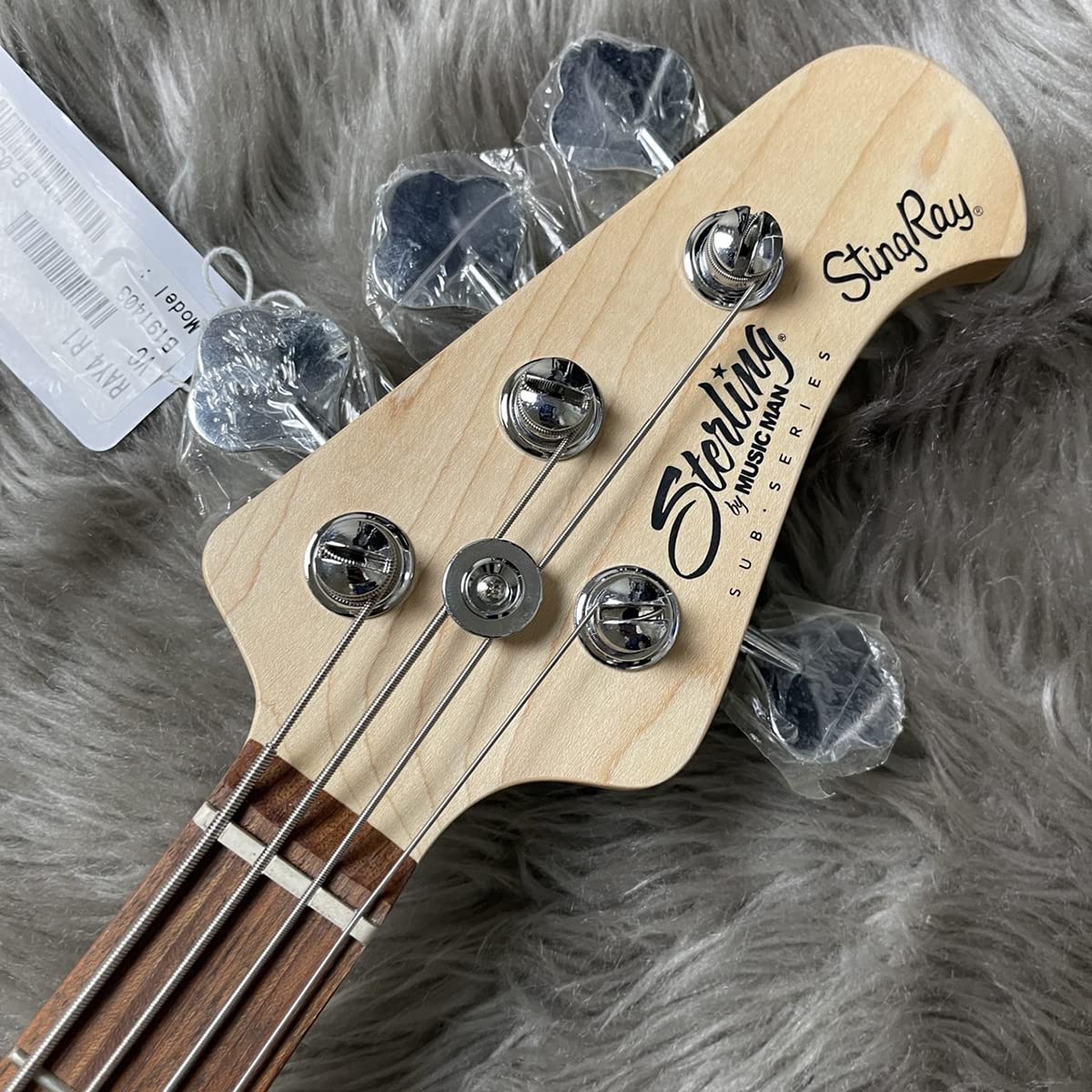 Amazon | STERLING by Musicman STINGRAY RAY4 VC ベース 初心者12点